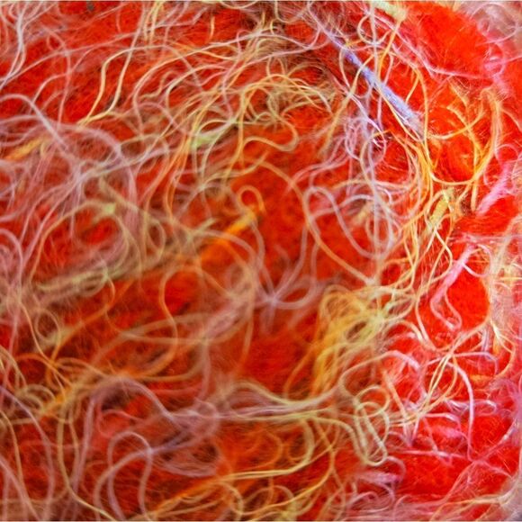 Soft Delight Red Yarn by YARN BEE 9 SKEINS - Picture 8 of 9